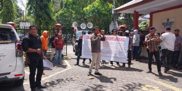 DPP LI-RI Geruduk Pengadilan Tata Usaha Negara Makassar