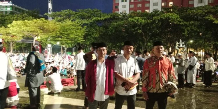 Pemerintah Kecamatan Ujung Pandang Hadiri Undangan Sholat Subuh Berjama’ah