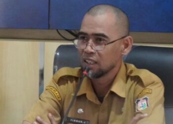 Hadapi Musim Hujan, PLT Camat Ujung Pandang Fokus Kebersihan Drainase