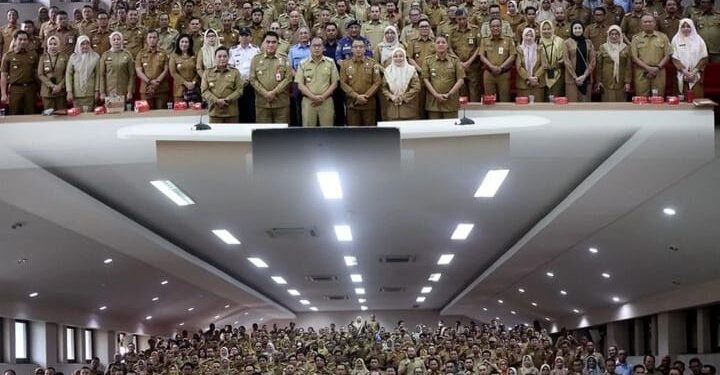 Camat dan Sekcam Tamalate Beserta Jajarannya Ikuti Apel Pagi Pemerintah Kota Makassar
