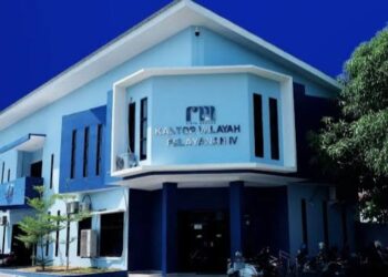 “Forum Merah Putih Indonesia Desak APH Periksa Plt, Dirut PDAM Makassar”