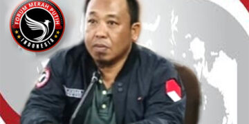 Aksi Damai Aliansi Mahasiswa Mengawal Proses Hukum Di Polda Sulsel Atas Dugaan Kerugian Negara Di UNM Makassar