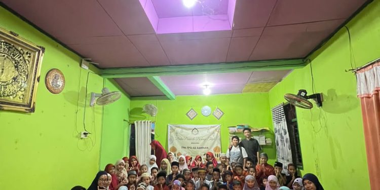 TPA/TPQ Ar-Rahman Palisi Maros Gelar Buka Puasa Bersama dan Berbagi Takjil
