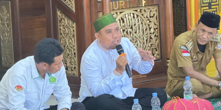 “Mahasiswa KKN UIN Alauddin dan KUA Dua Pitue Gelar Pelatihan Penyelenggaraan Jenazah di Desa Kampale”